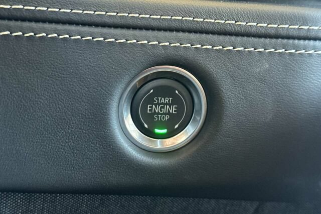Certified 2026 Cadillac Escalade Platinum Sport AWD/4WD image 23