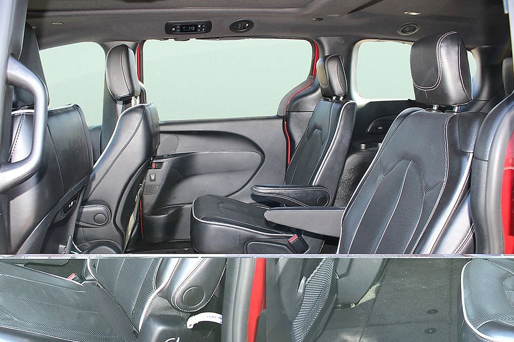 Used 2025 Chrysler Pacifica Limited image 11