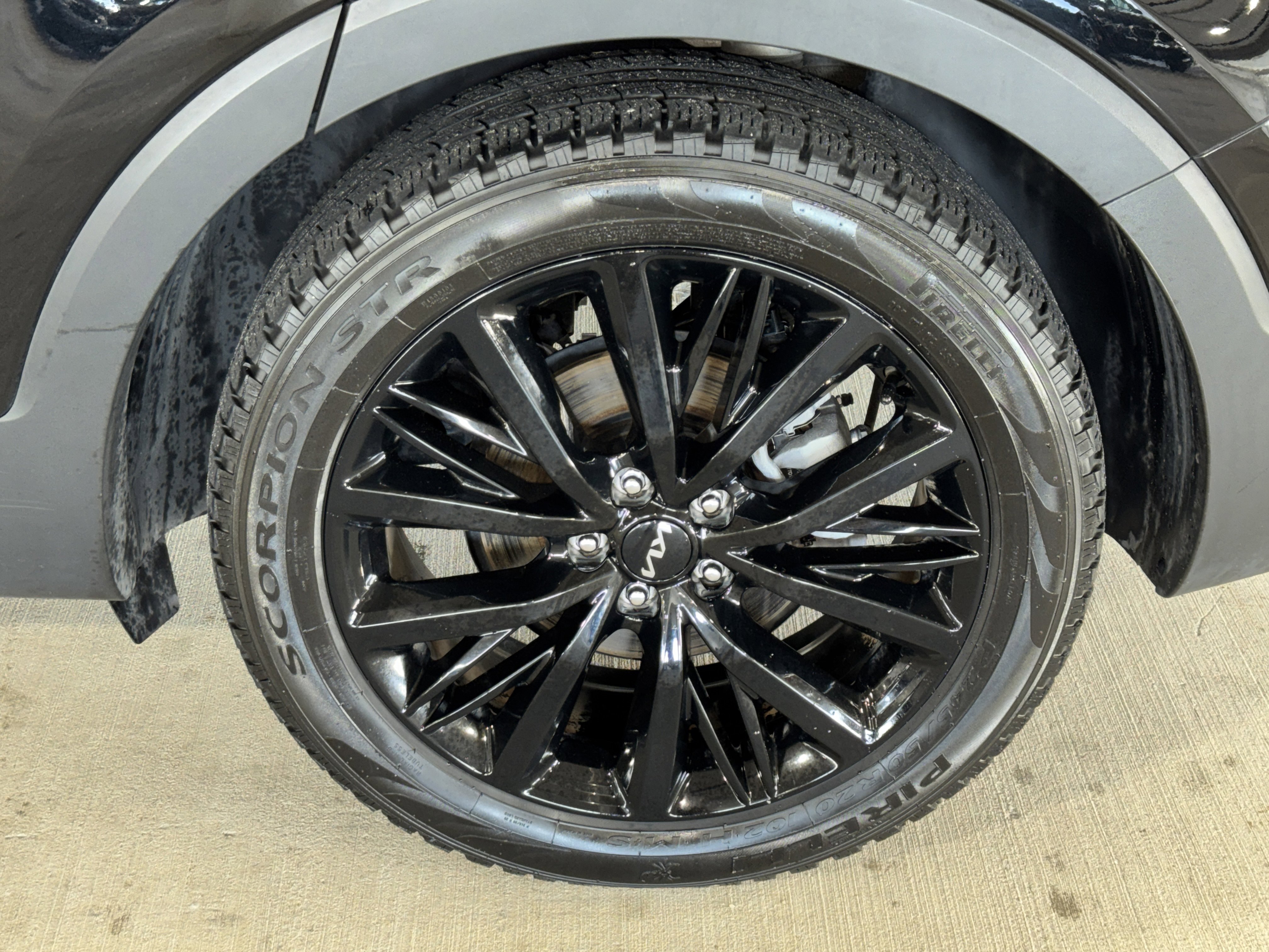 Used 2022 Kia Telluride SX w/ Towing Package image 38