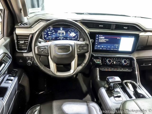 Used 2024 GMC Sierra 1500 Denali AWD/4WD image 8