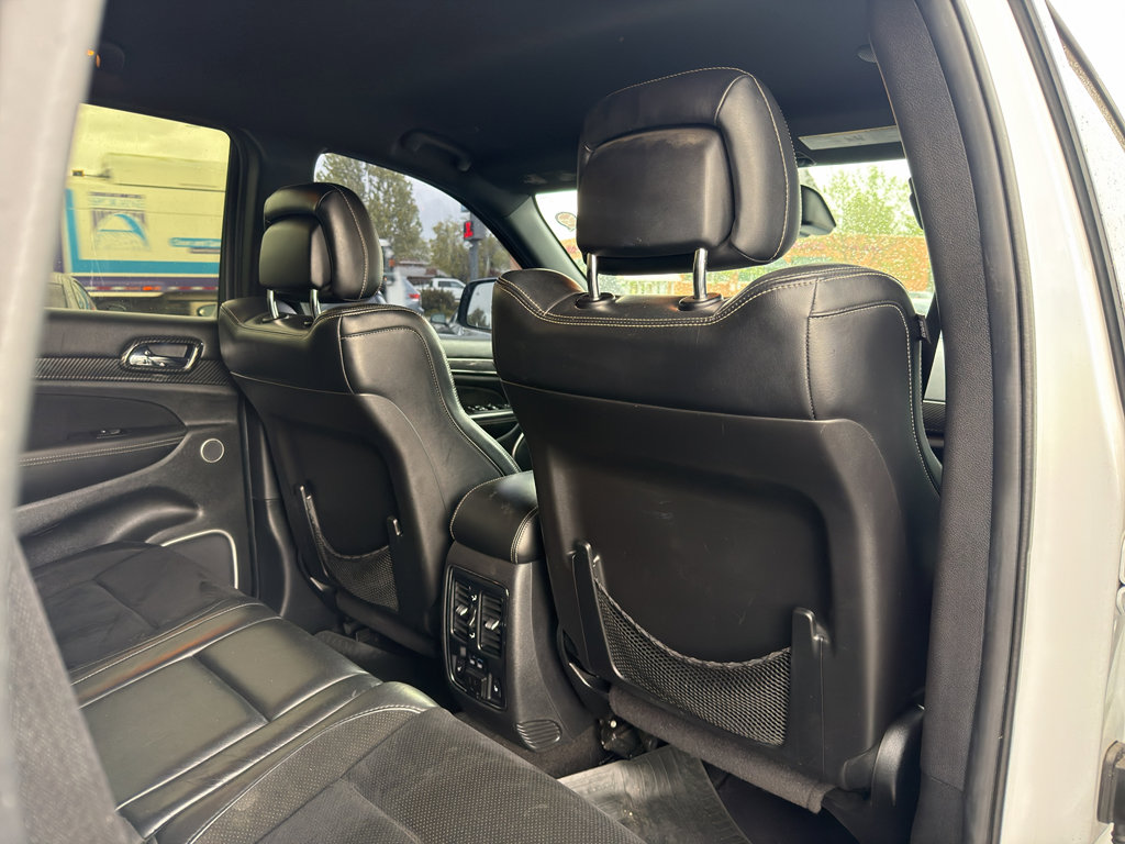 Used 2015 Jeep Grand Cherokee SRT AWD/4WD image 19
