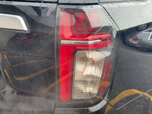 Used 2023 Chevrolet Tahoe High Country AWD/4WD image 14
