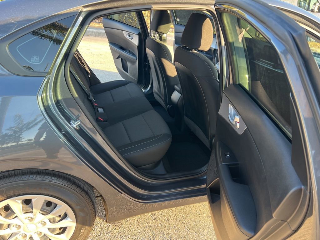 Used 2023 Kia Forte LX image 35