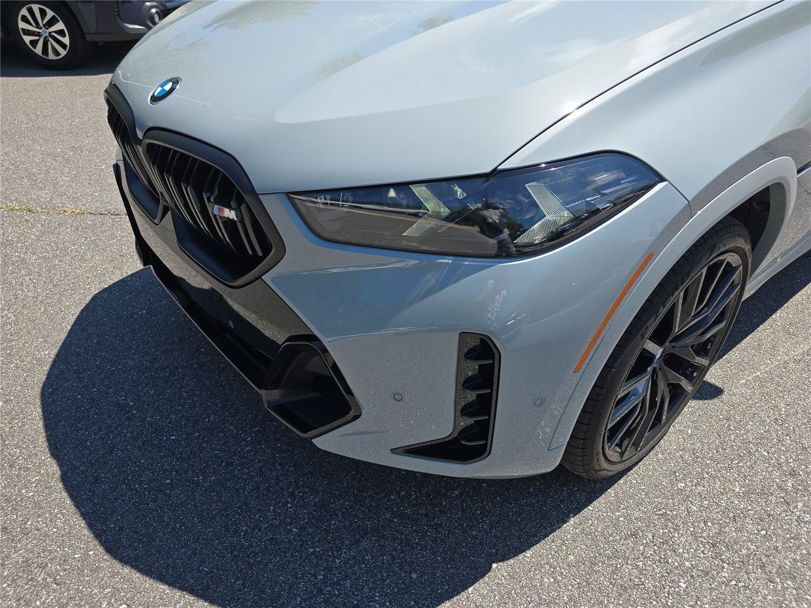 Used 2026 BMW X6 M60i AWD/4WD image 9