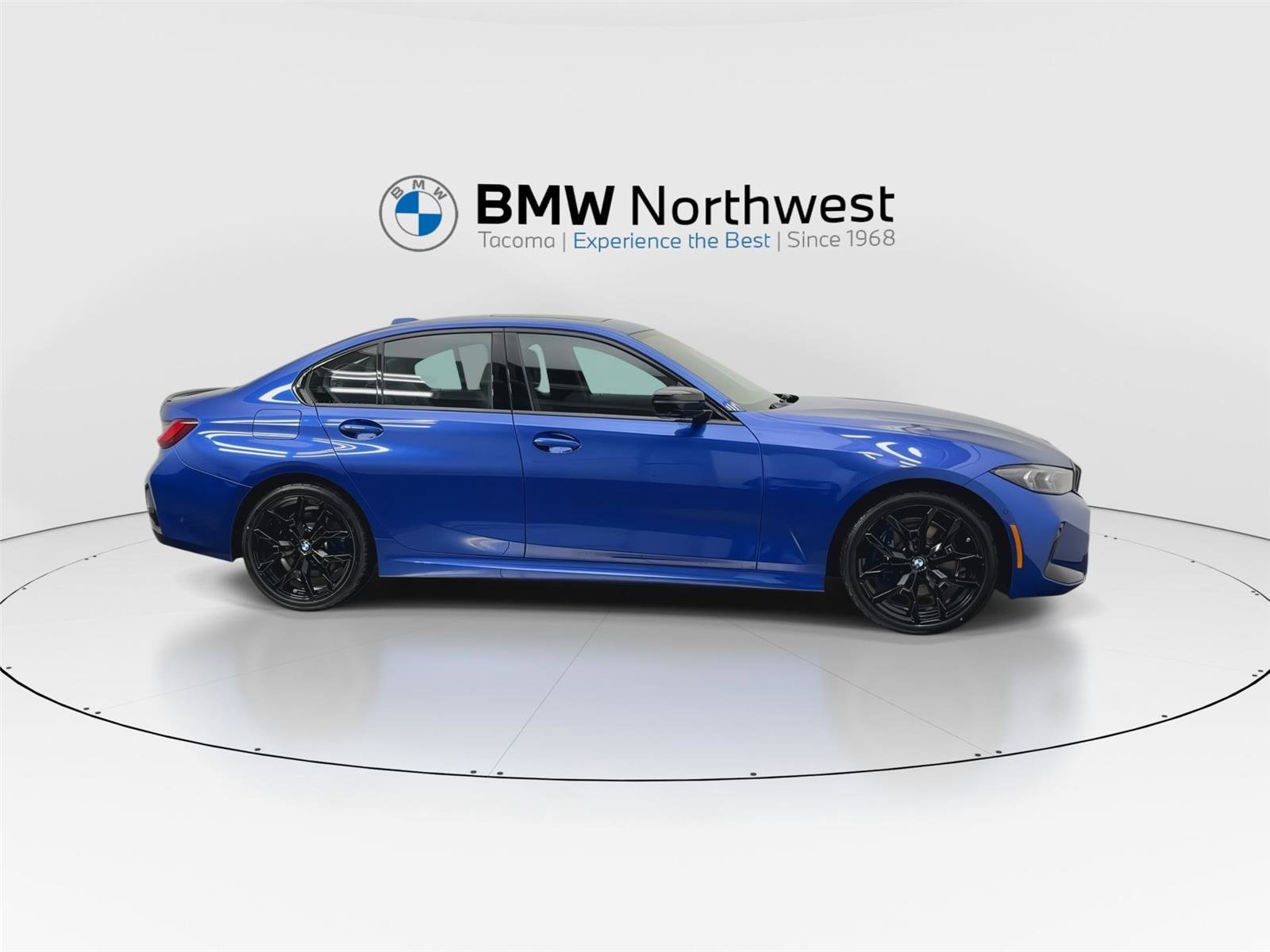 New 2026 BMW 330i xDrive Sedan w/ M Sport Package image 5