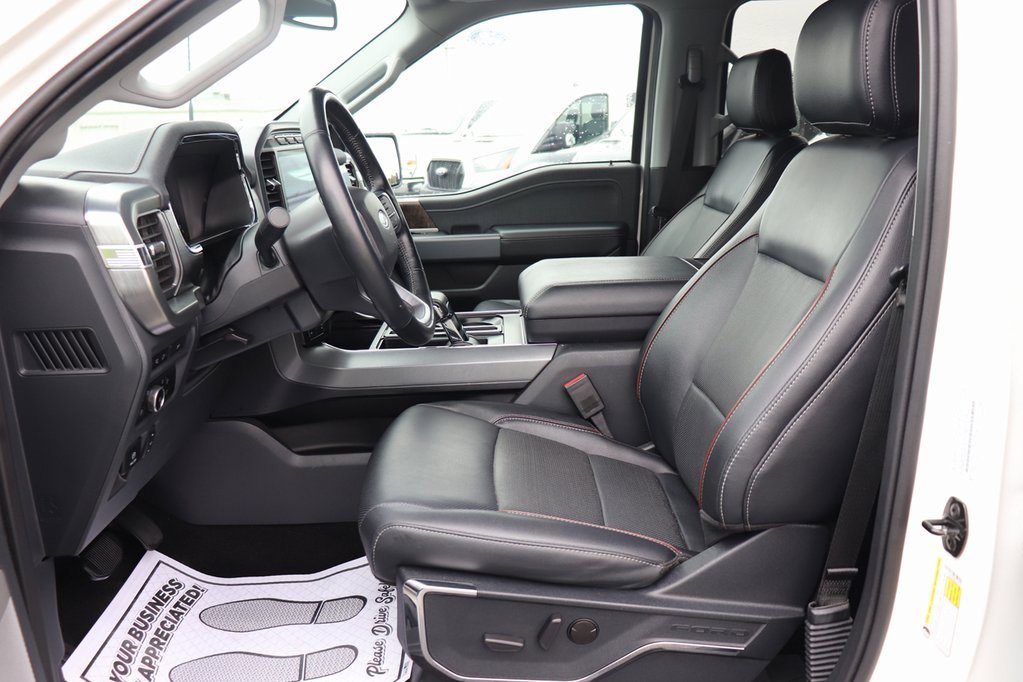 Used 2023 Ford F150 Lariat w/ Trailer Tow Package image 3