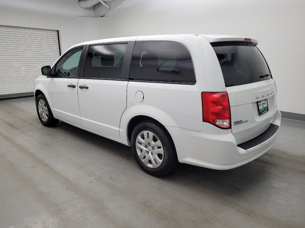 Used 2019 Dodge Grand Caravan SE FWD image 3