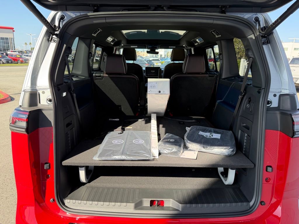 New 2025 Volkswagen ID. Buzz Pro S Plus image 30