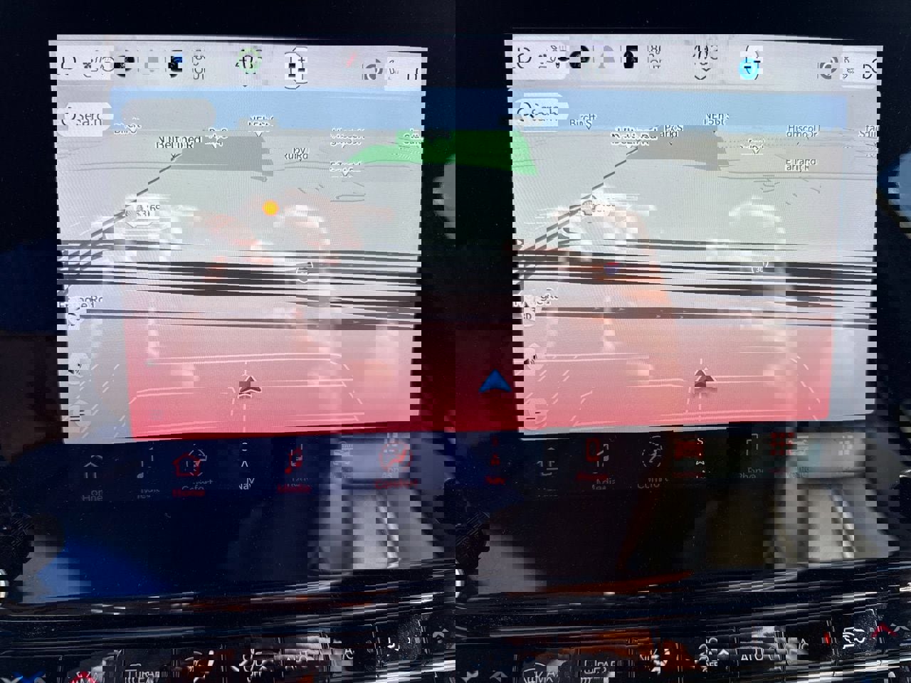 Used 2024 Jeep Wagoneer L Series II w/ Flexible Seating Group image 25