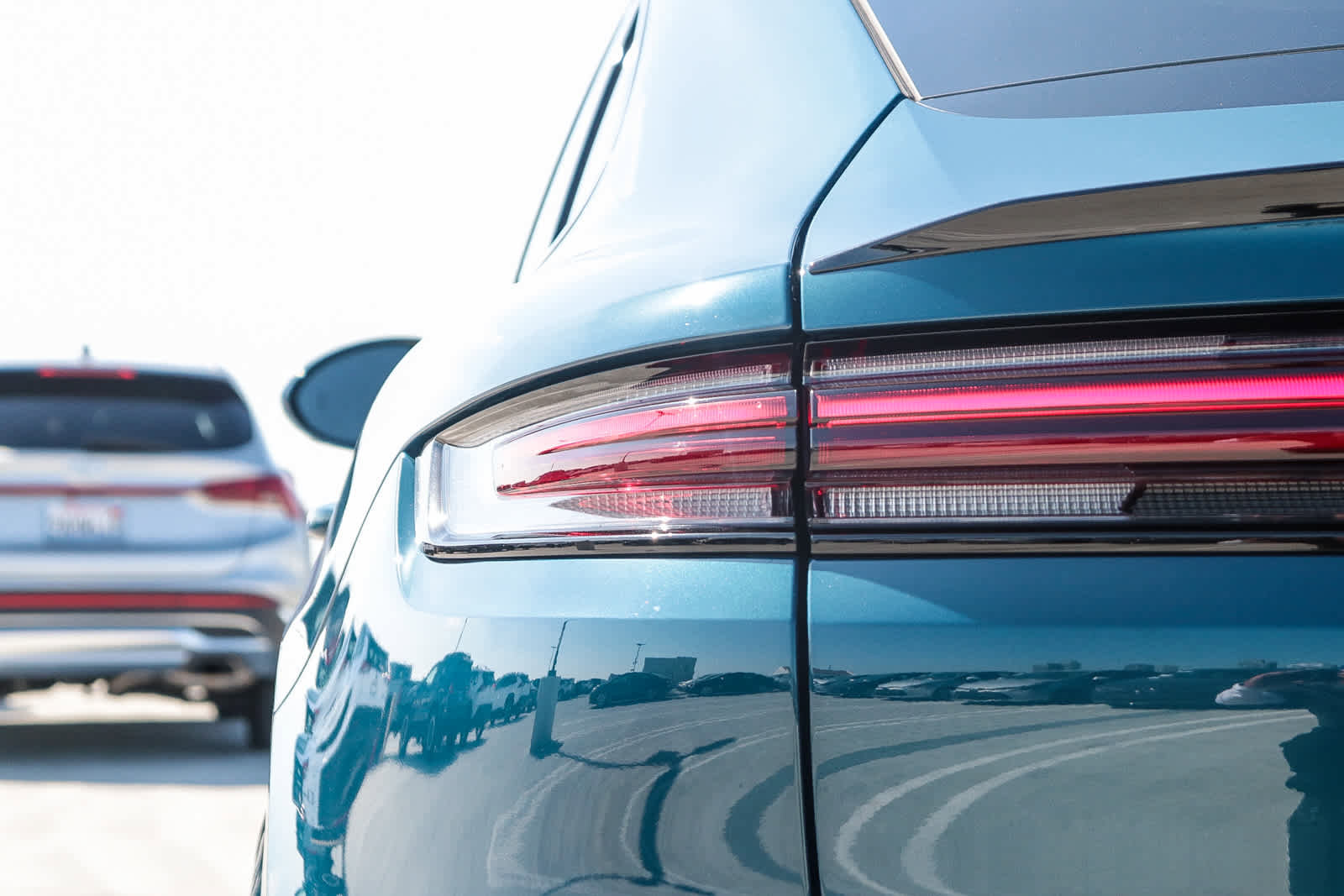 Used 2025 Porsche Cayenne Coupe image 12