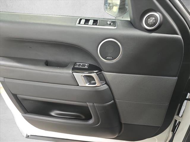 Used 2020 Land Rover Range Rover Sport HSE image 27