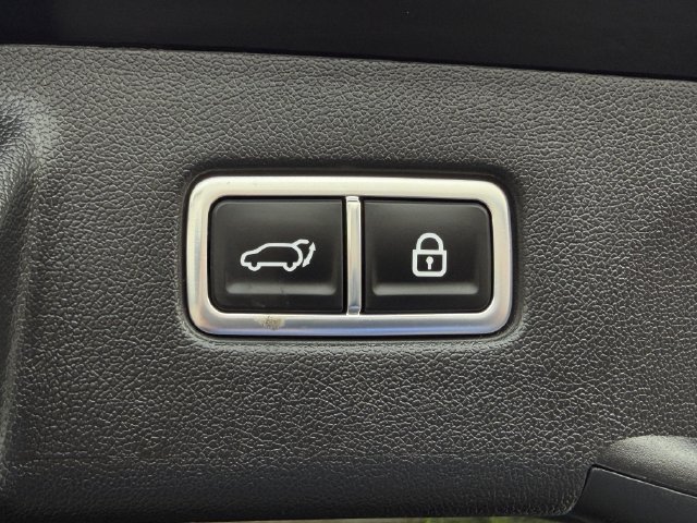 Used 2023 Kia Sorento EX w/ Panoramic Sunroof Package FWD image 35