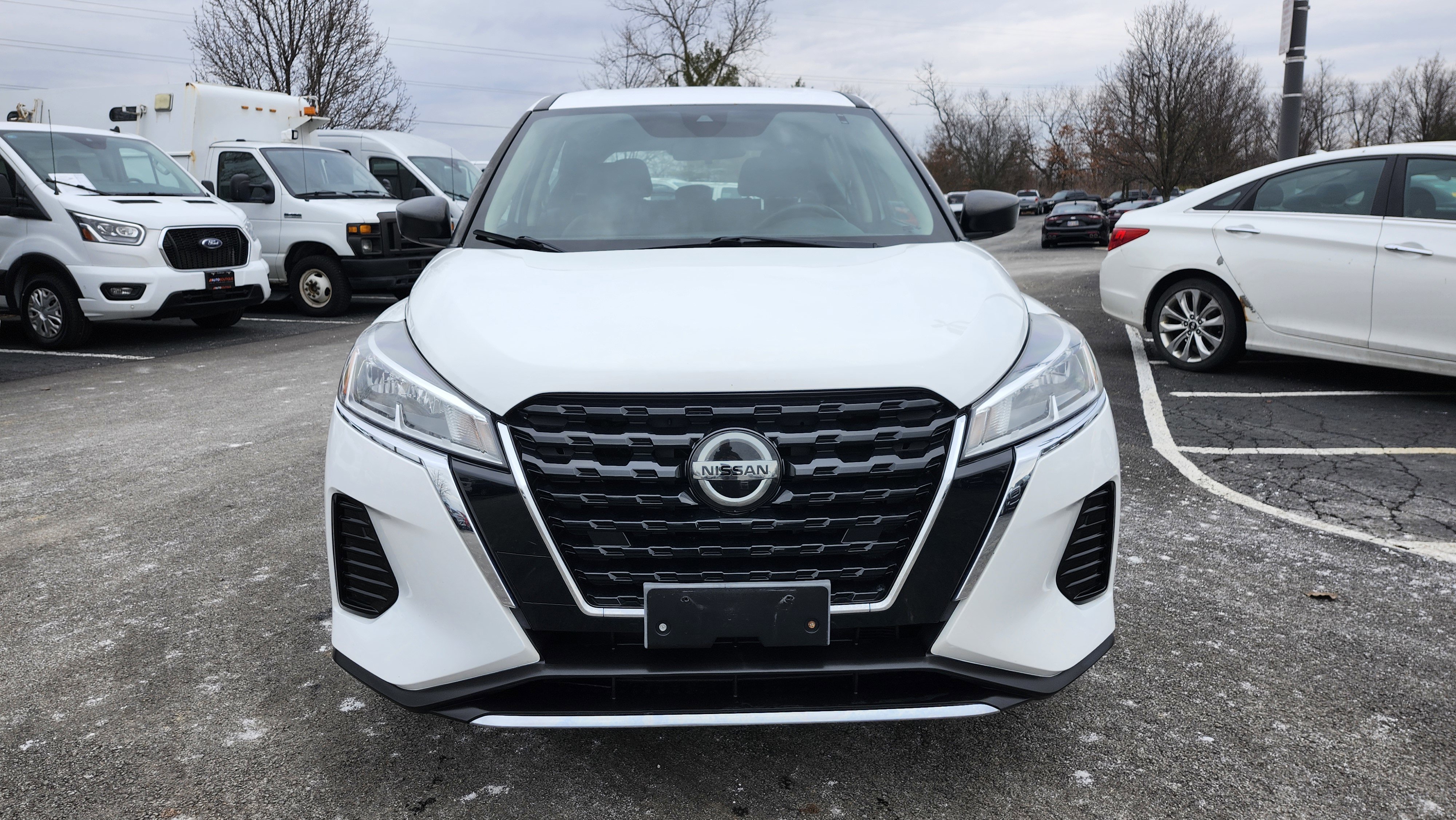 Used 2021 Nissan Kicks S image 10