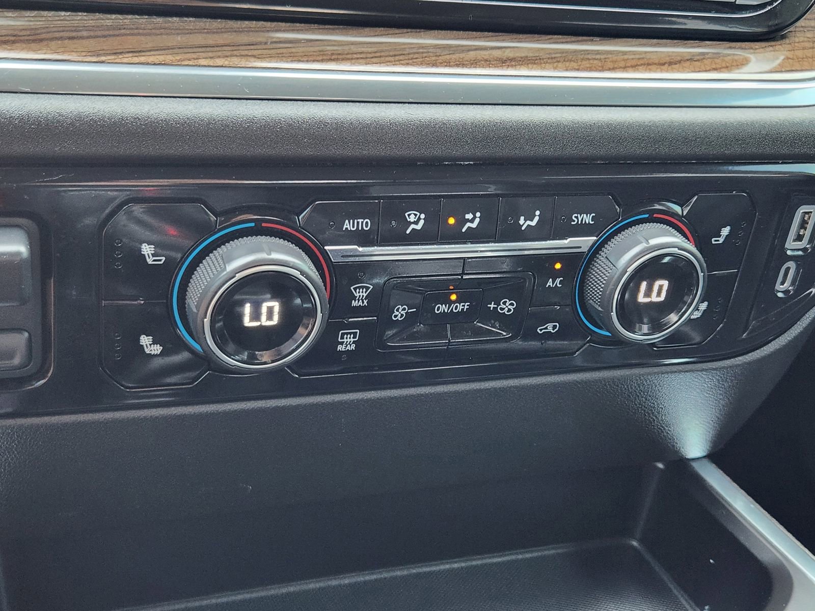 Used 2023 Chevrolet Silverado 1500 RST w/ Rally Edition image 20