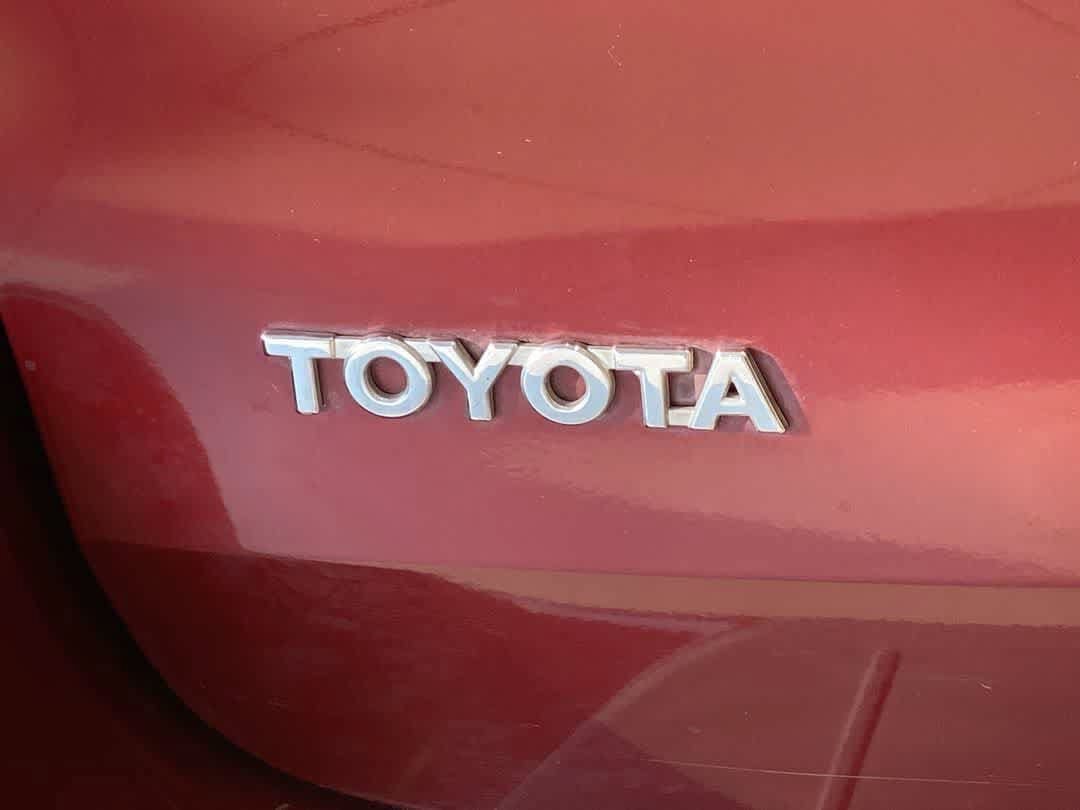 Used 2005 Toyota Sienna XLE Limited FWD image 11