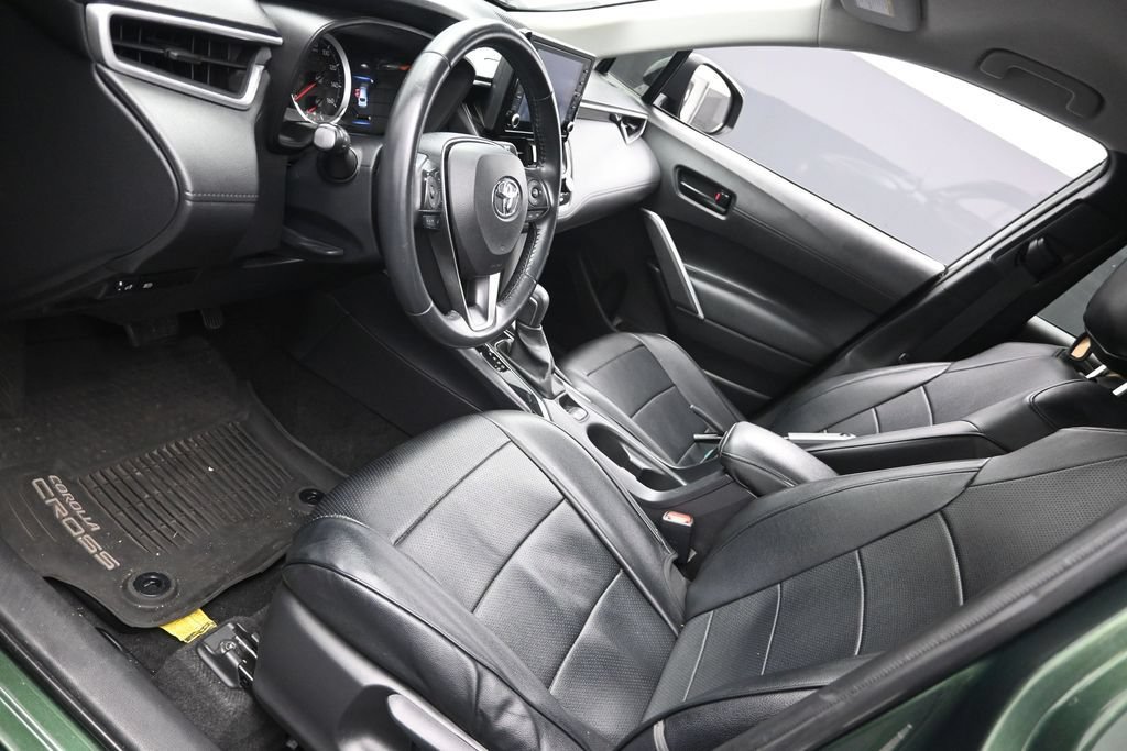 Used 2022 Toyota Corolla Cross LE FWD image 17
