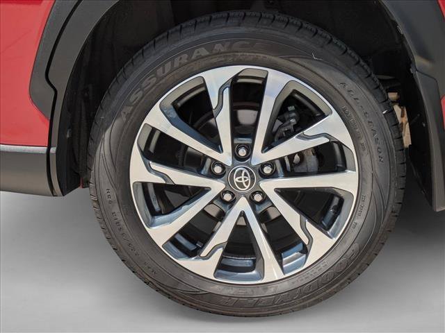 Used 2023 Toyota Corolla Cross XLE w/ Convenience Package AWD/4WD image 24