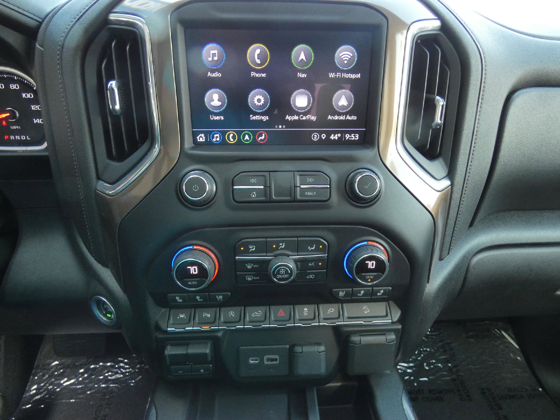 Used 2021 Chevrolet Silverado 1500 High Country w/ Technology Package AWD/4WD image 21