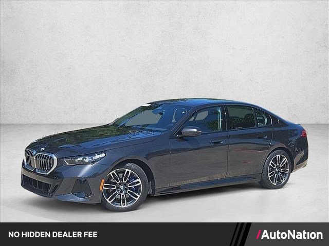 Certified 2026 BMW 540i xDrive AWD/4WD image 1