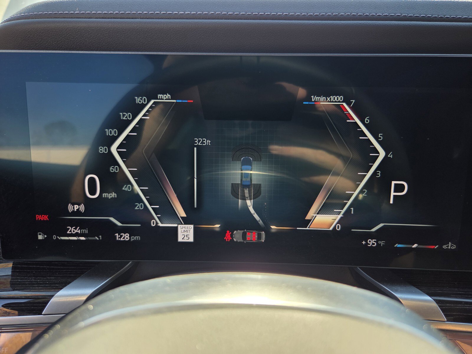 Used 2024 BMW 760i xDrive w/ Executive Package image 30