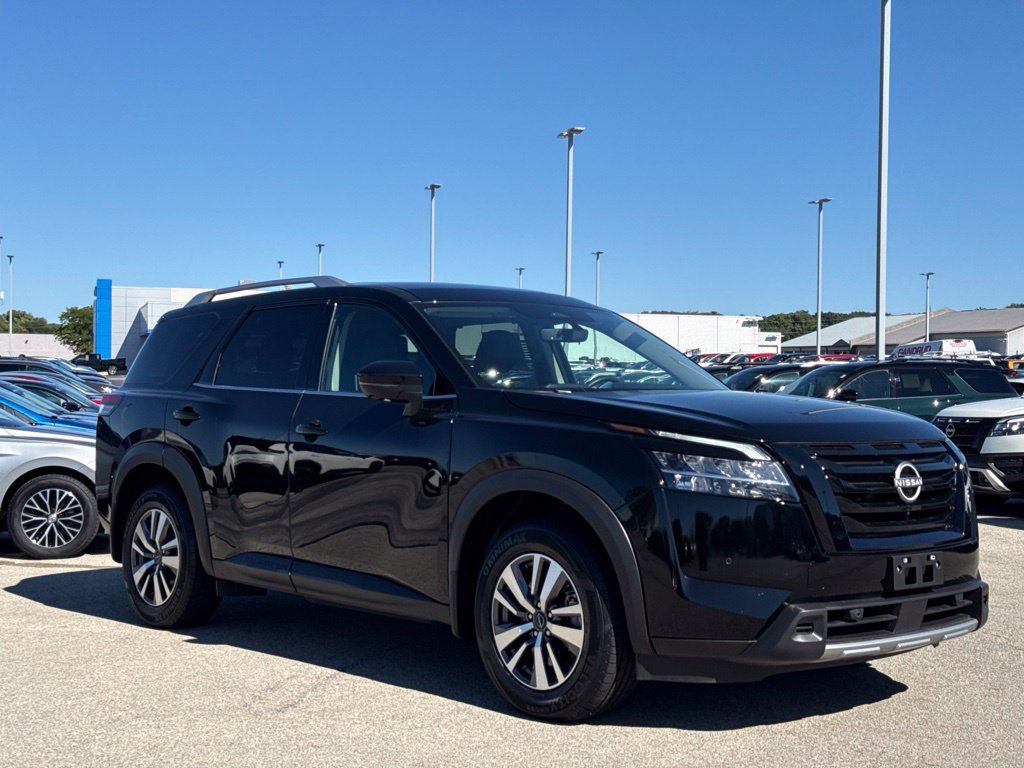 Certified 2023 Nissan Pathfinder SL