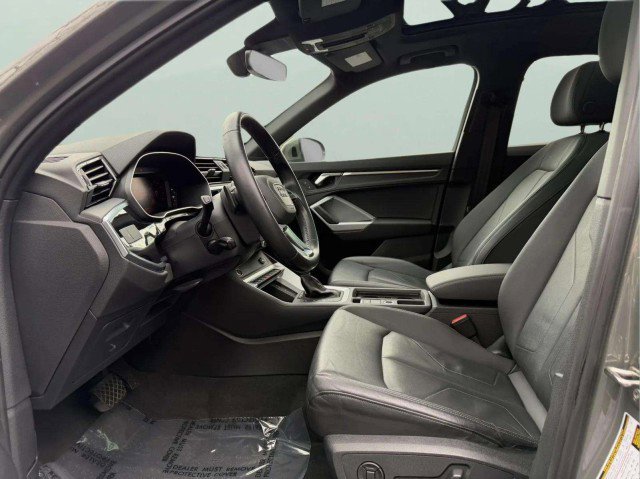 Certified 2021 Audi Q3 2.0T Premium w/ Convenience Package AWD/4WD image 20