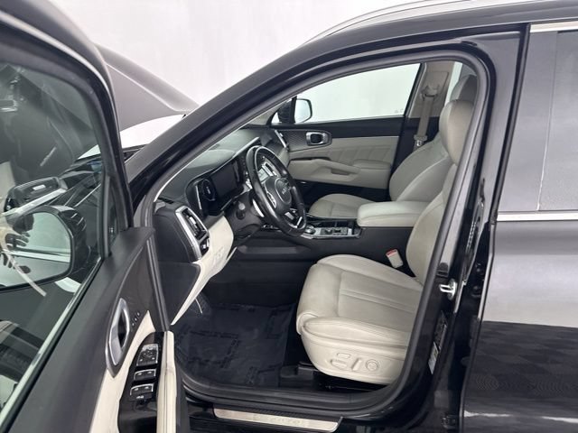 Certified 2023 Kia Sorento SX Prestige AWD/4WD image 23