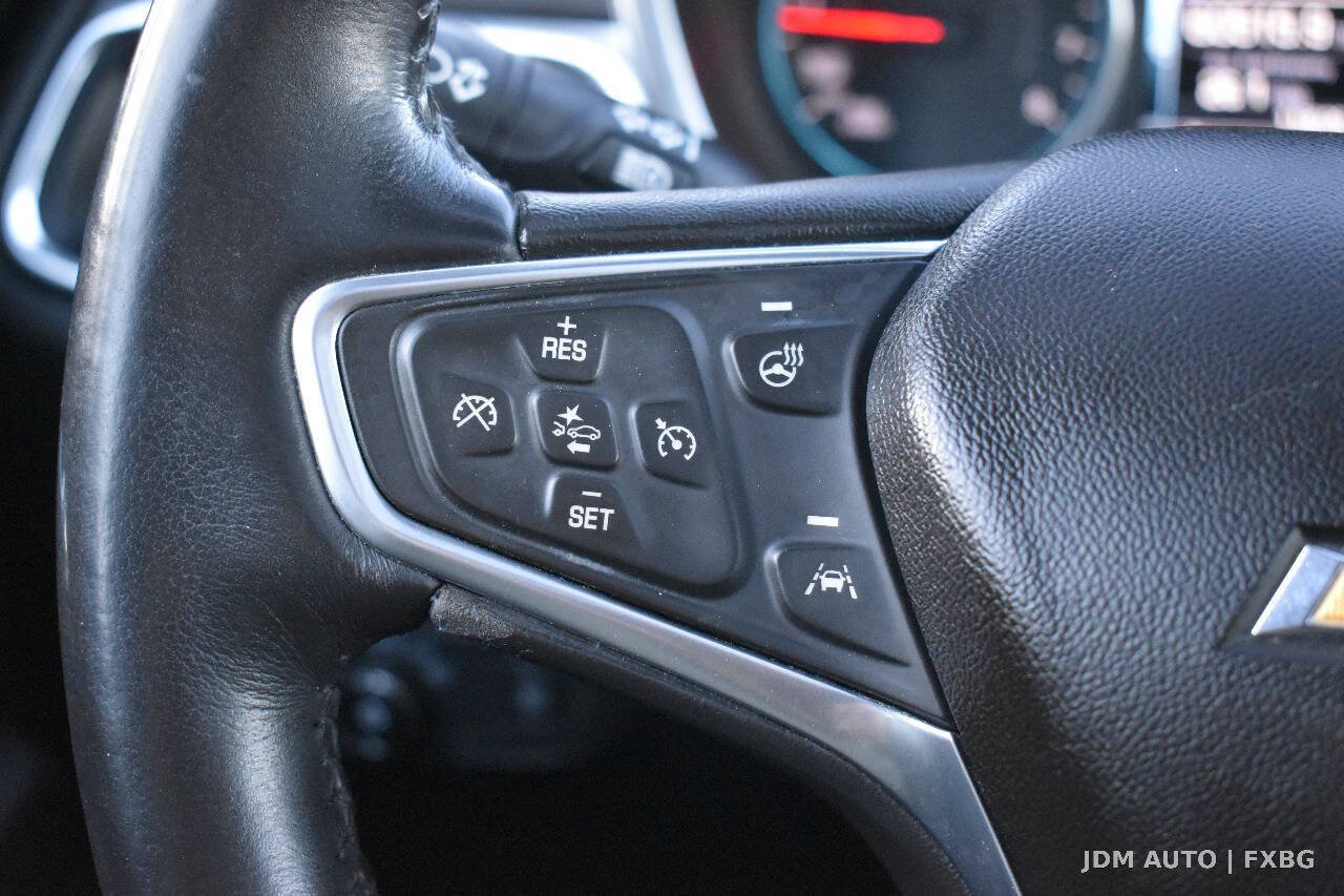 Used 2018 Chevrolet Equinox Premier AWD/4WD image 21