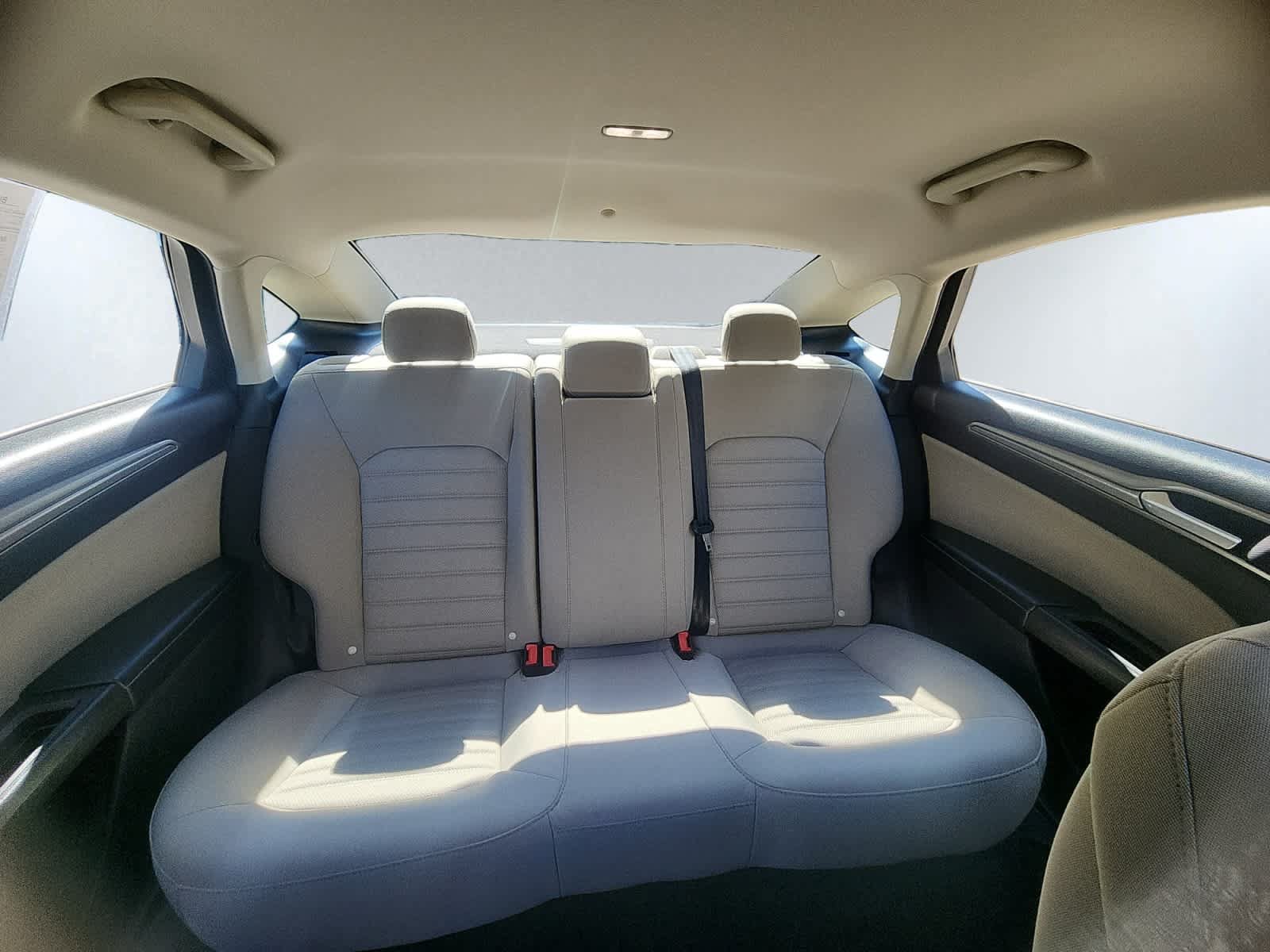 Used 2018 Ford Fusion S FWD image 18