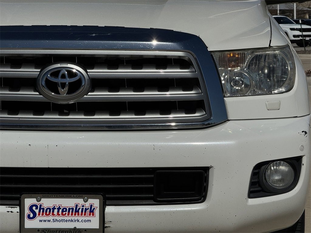 Used 2013 Toyota Sequoia Platinum image 8