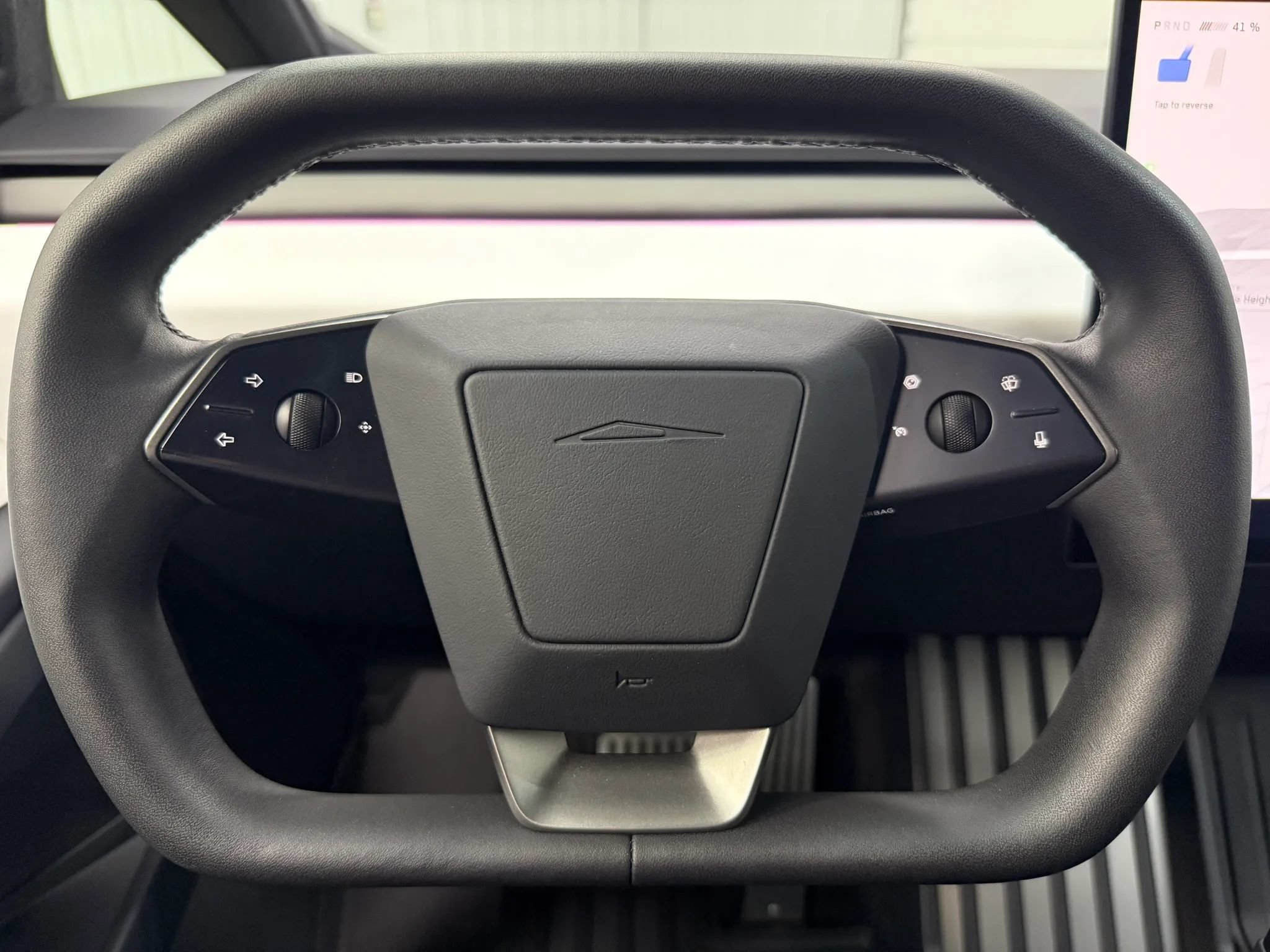 Used 2024 Tesla Cybertruck AWD Crew Cab image 21