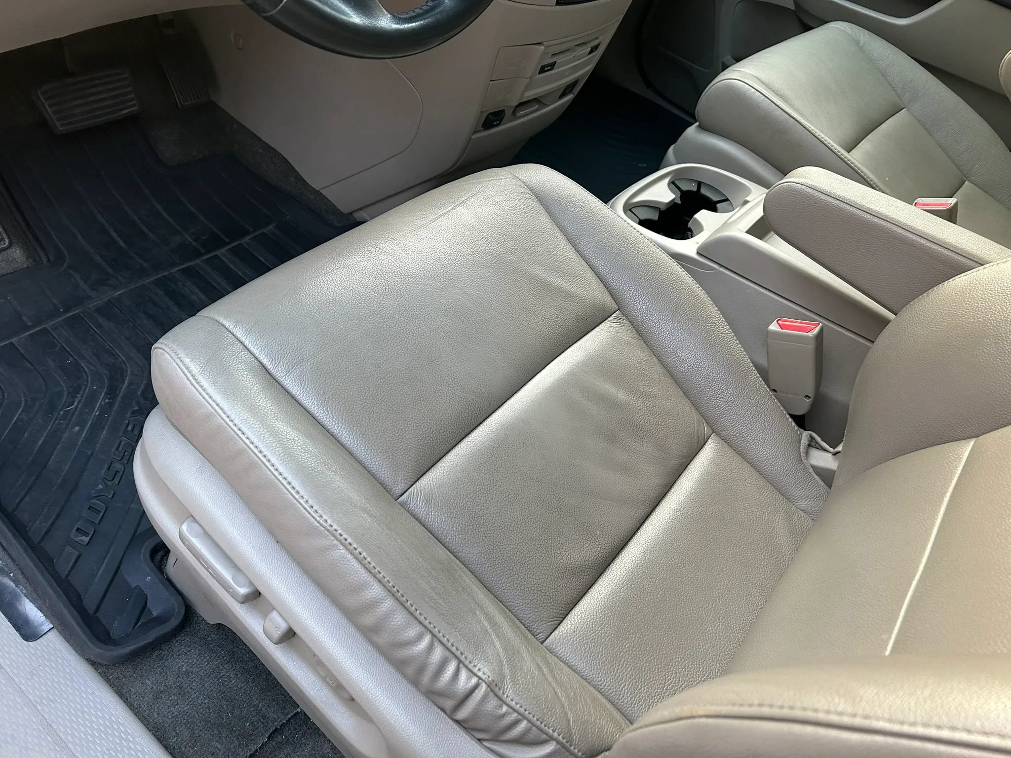 Used 2017 Honda Odyssey EX-L image 10