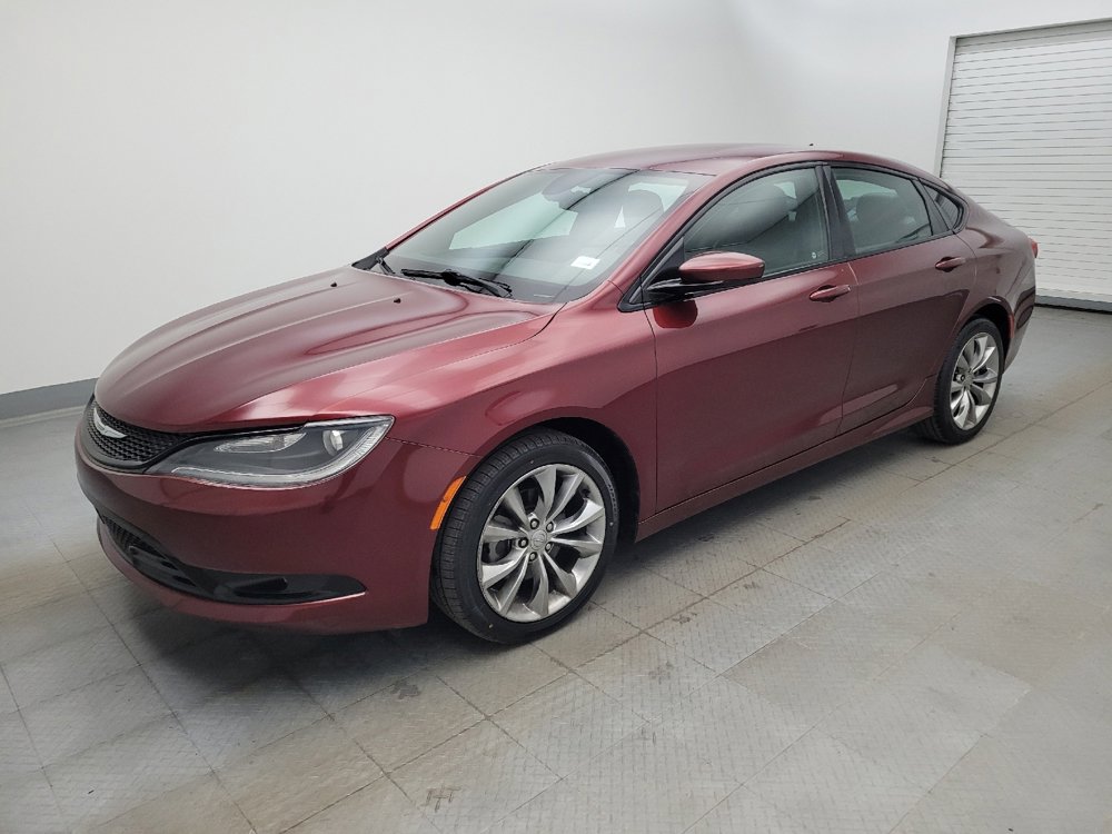 Used 2015 Chrysler 200 S w/ Navigation & Sound Group I image 2