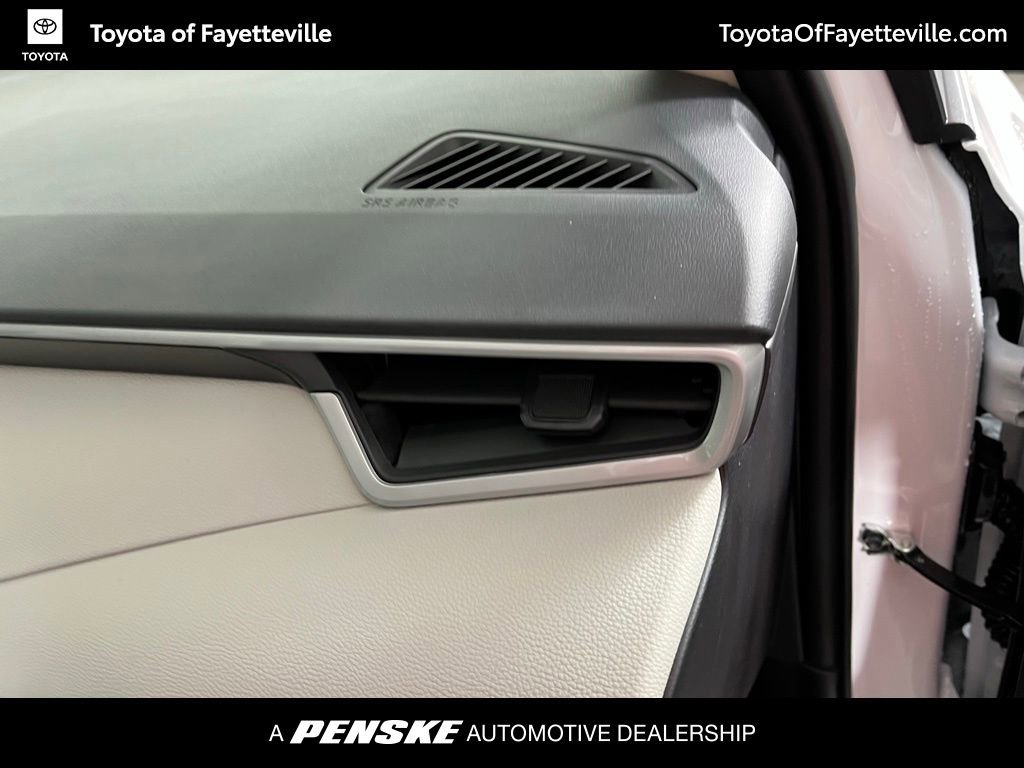 New 2026 Toyota Corolla LE image 9