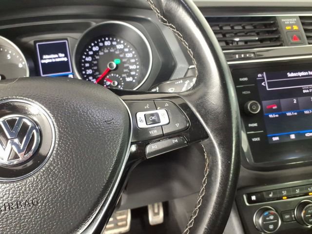 Used 2021 Volkswagen Tiguan SE R-Line w/ 3rd Row Seat Package image 17