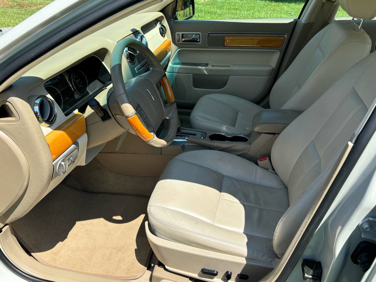 Used 2007 Lincoln MKZ image 7