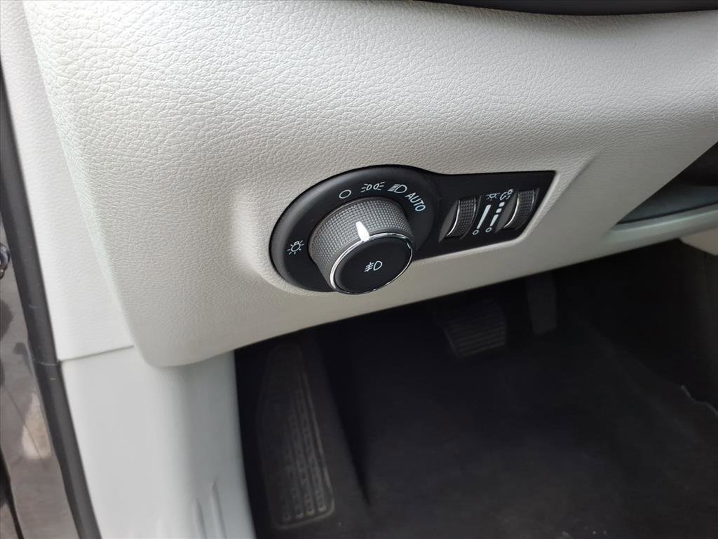 Used 2024 Jeep Compass Limited AWD/4WD image 26