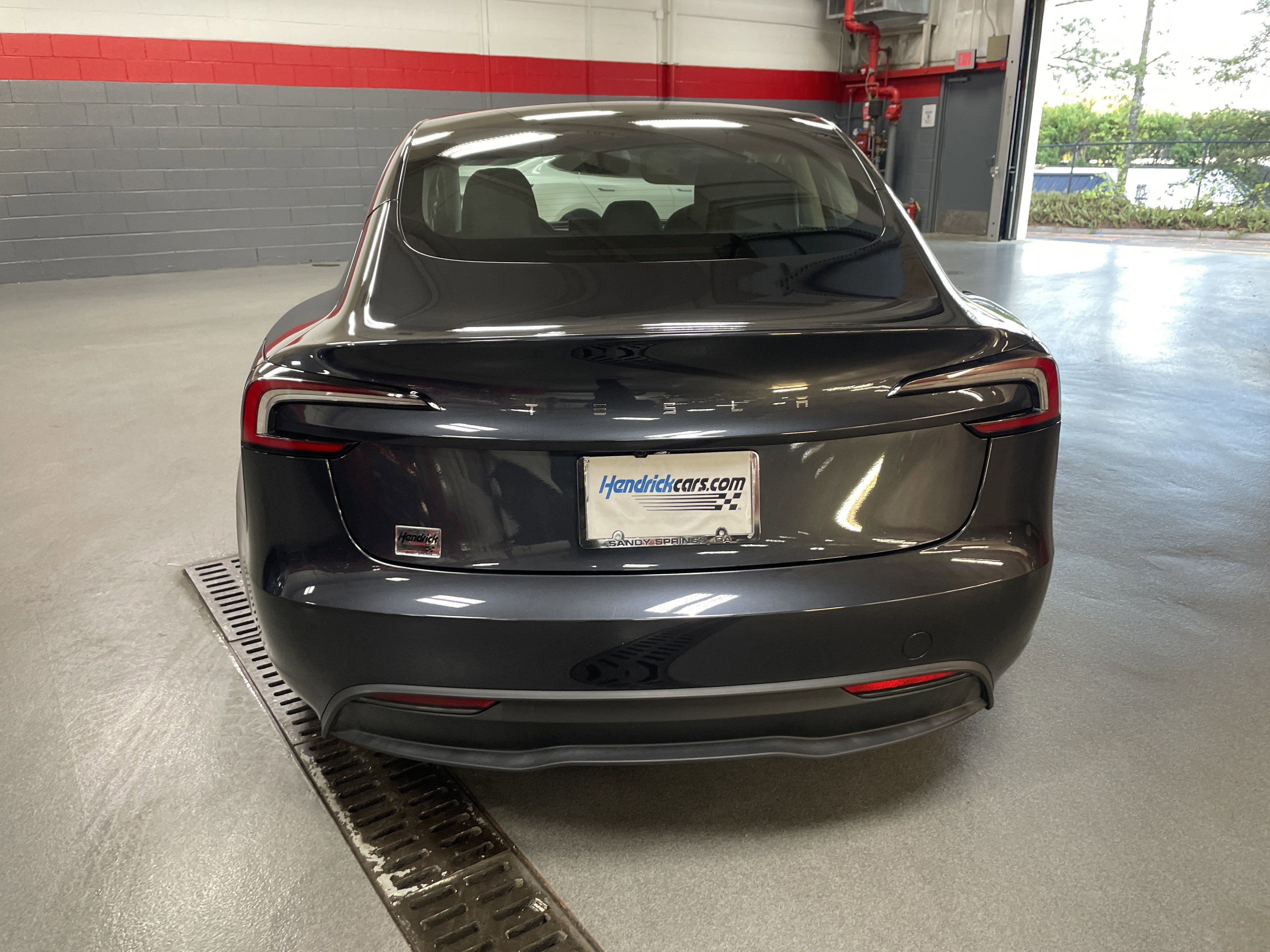 Used 2025 Tesla Model 3 Long Range image 9