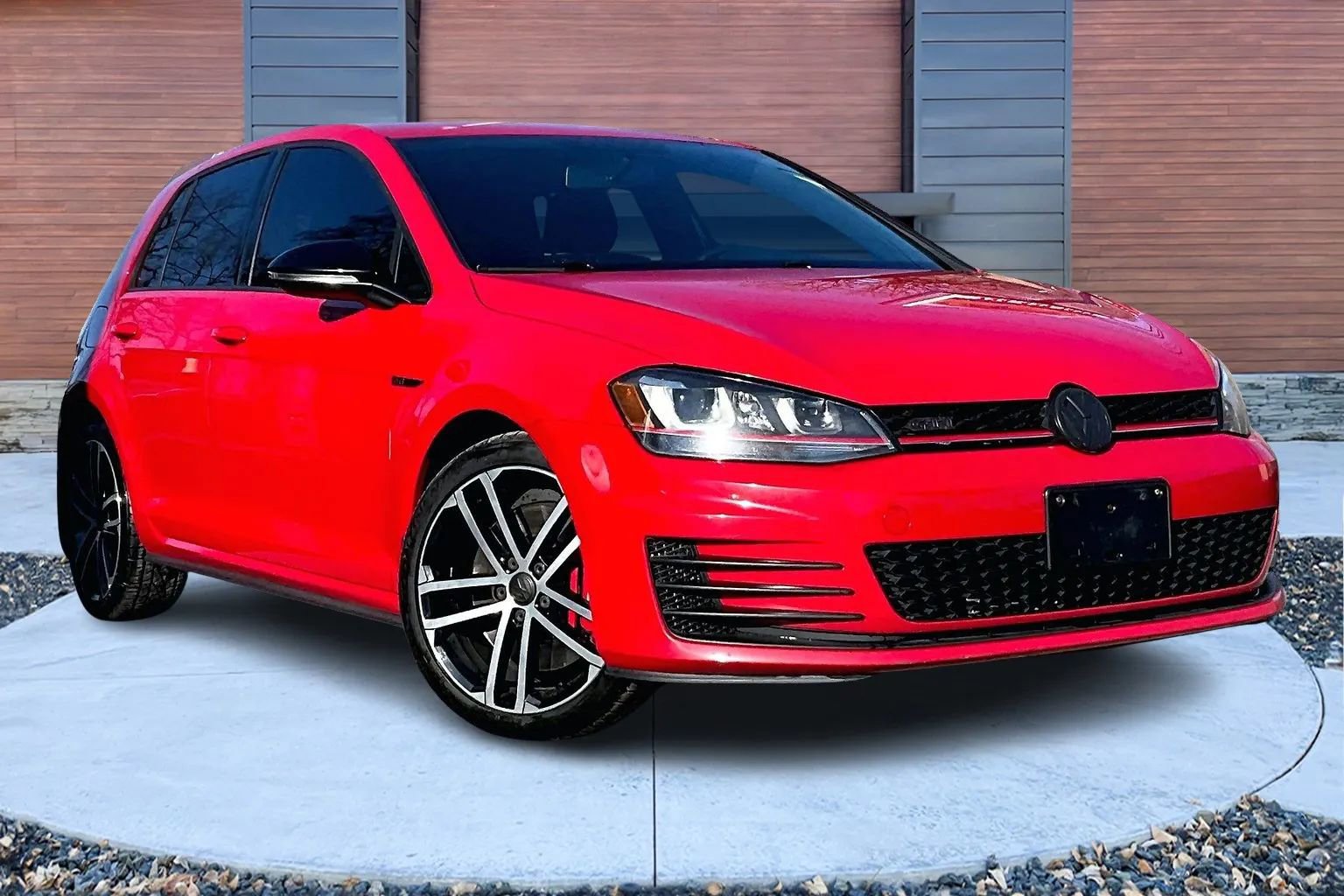 Used 2017 Volkswagen GTI Sport image 1