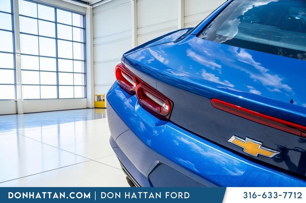 Used 2019 Chevrolet Camaro LT RWD image 29