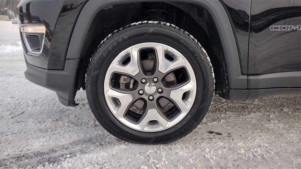 Used 2019 Jeep Compass Limited image 9