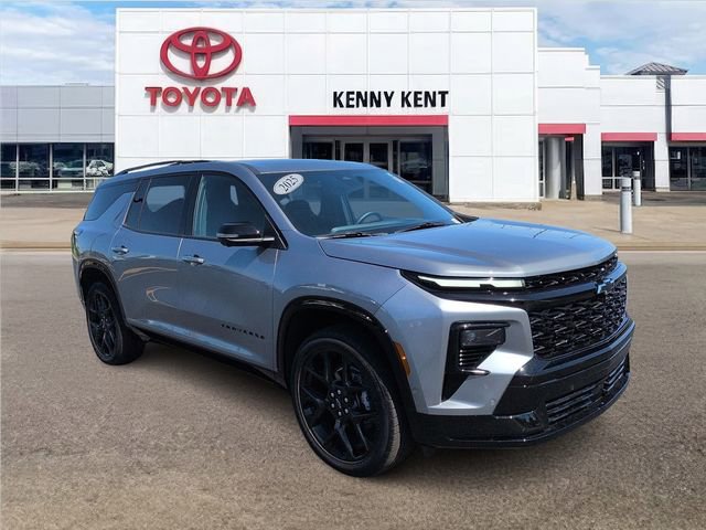 Used 2025 Chevrolet Traverse RS w/ LPO, Floor Liner Package FWD video 1