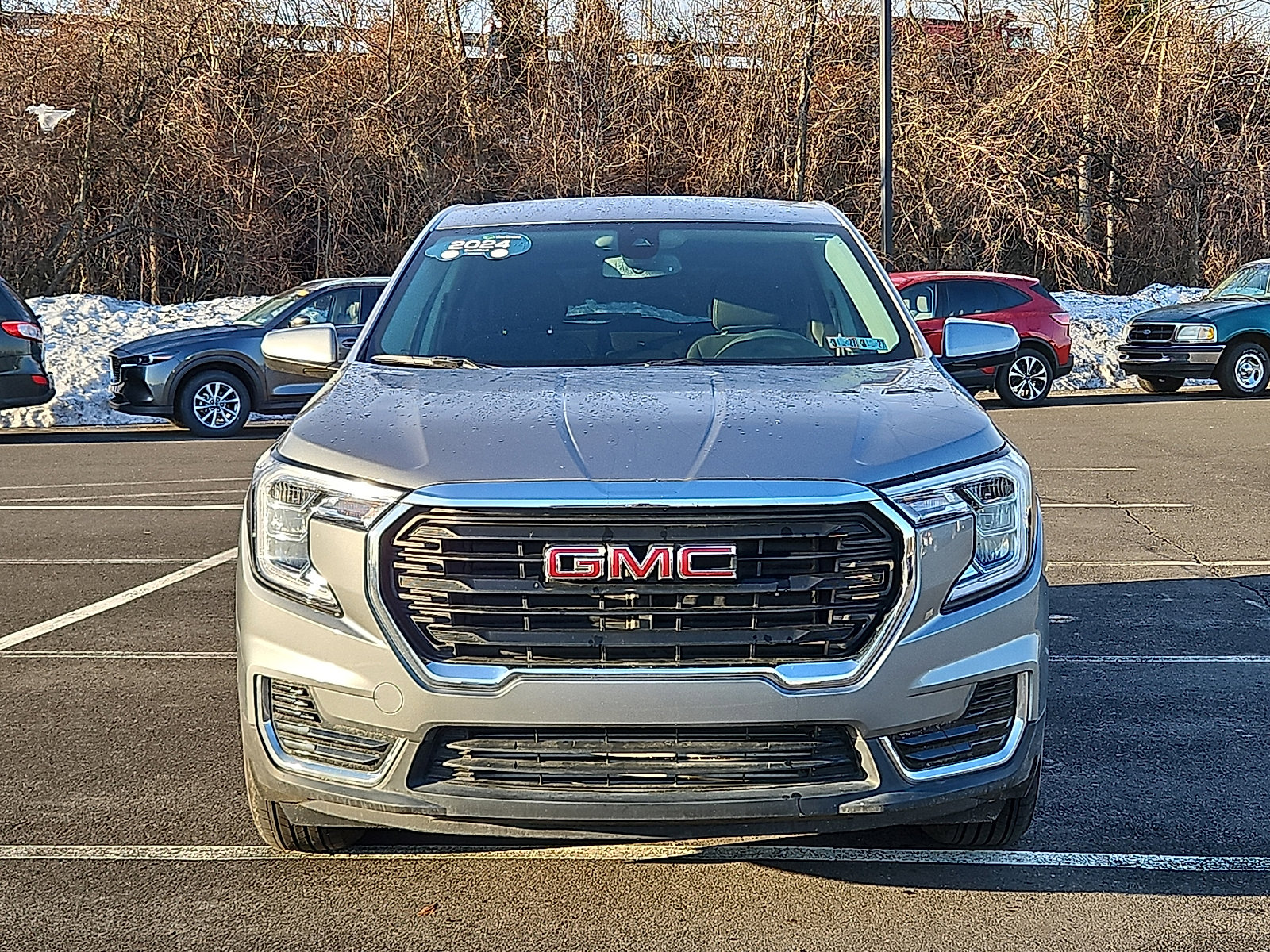 Certified 2024 GMC Terrain SLE image 2