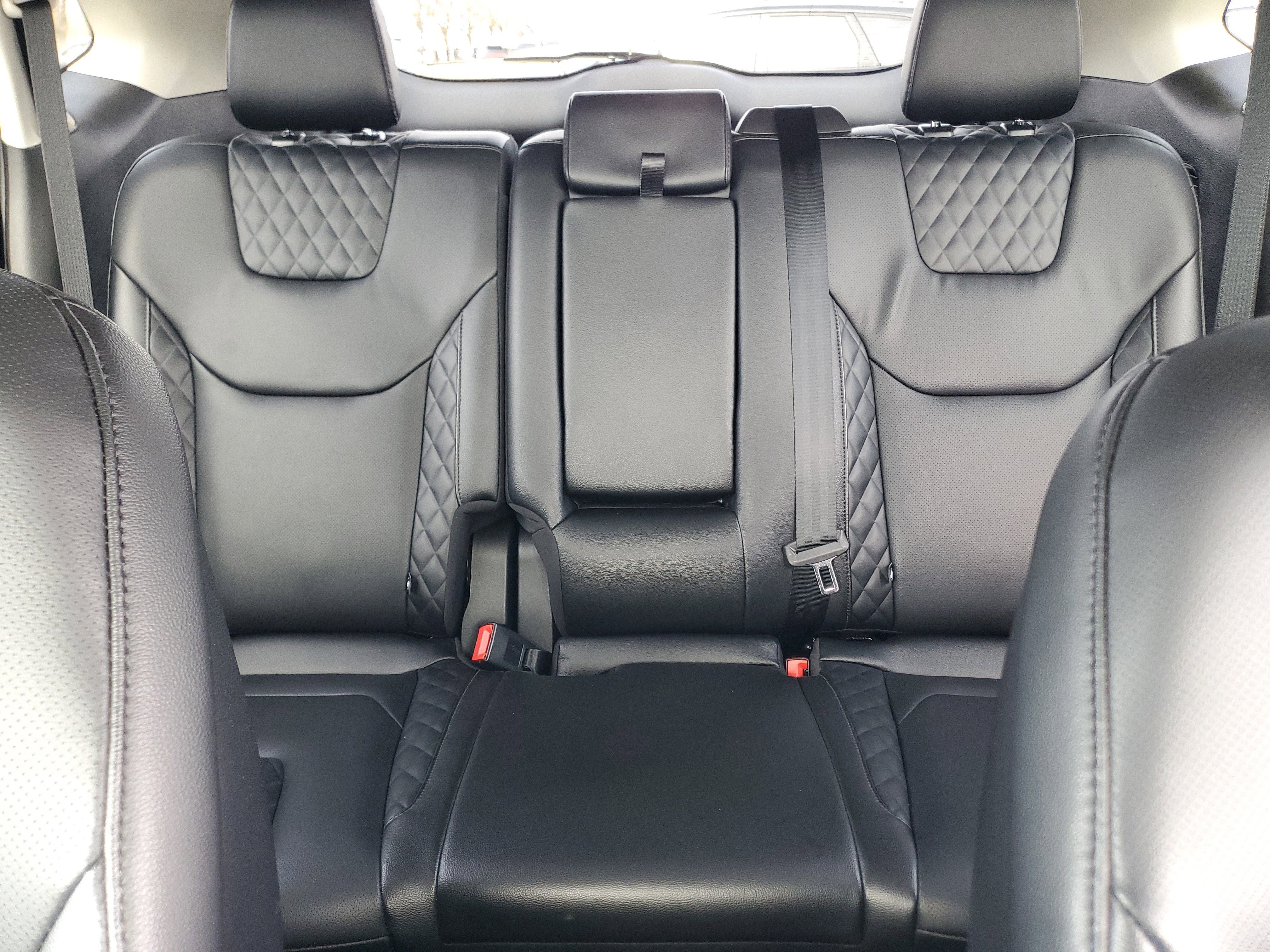 Used 2024 Ford Edge Titanium w/ Equipment Group 301A AWD/4WD image 20