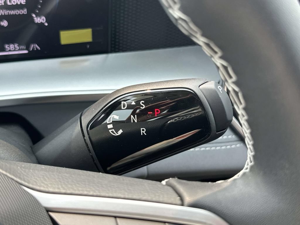 New 2026 Volkswagen Tiguan SE AWD/4WD image 17