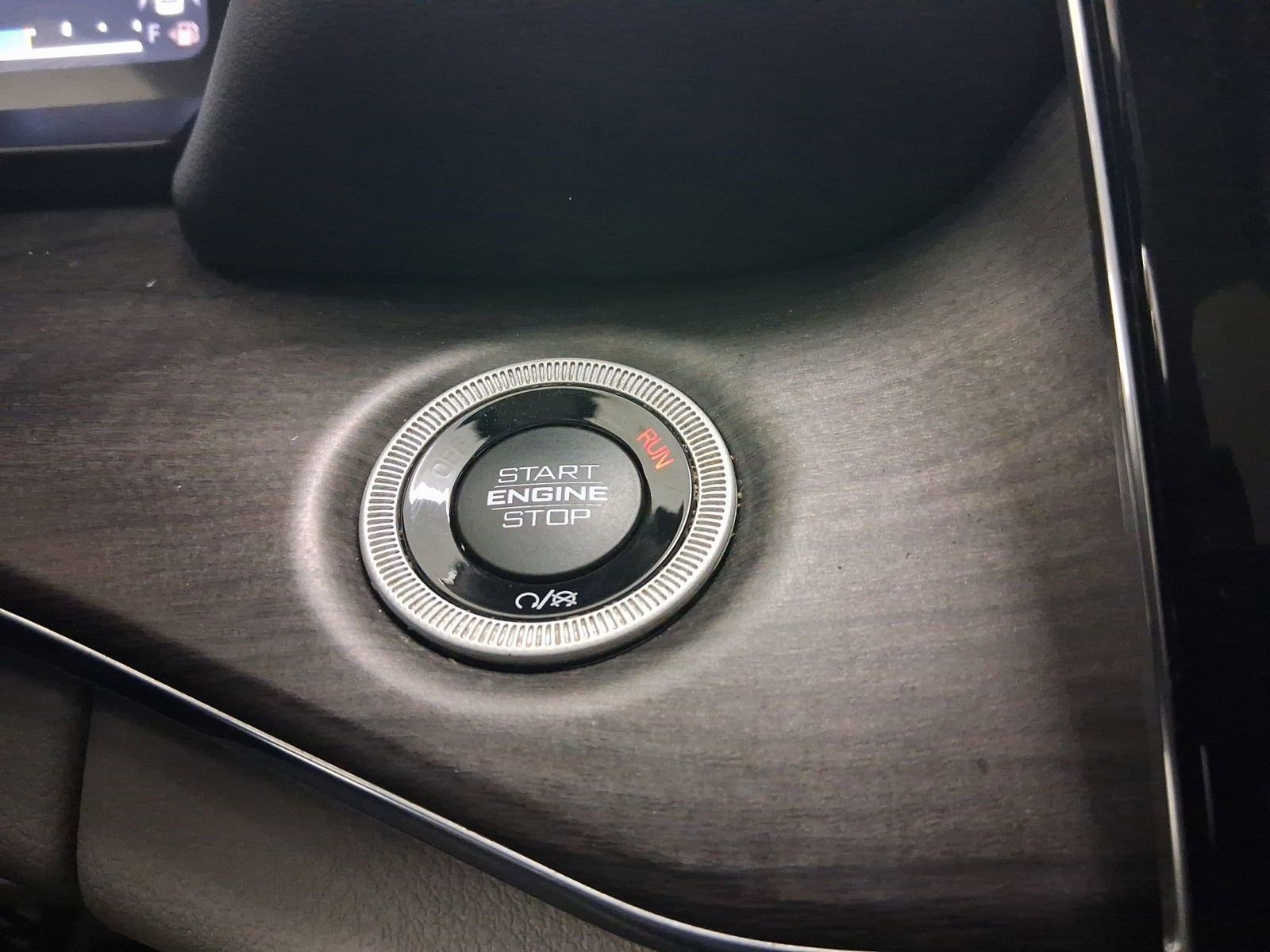 Used 2023 Jeep Grand Cherokee Overland w/ Adv Protech Group III image 24