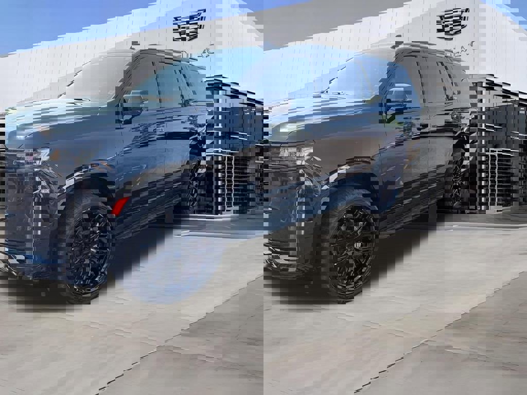 Used 2022 Cadillac Escalade Sport Platinum w/ LPO, ONYX Package AWD/4WD image 5