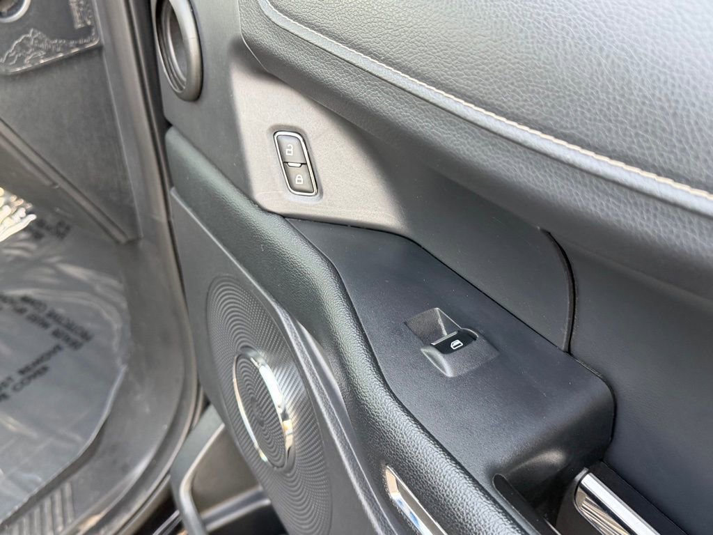 Used 2024 Ford Expedition Max XLT image 26