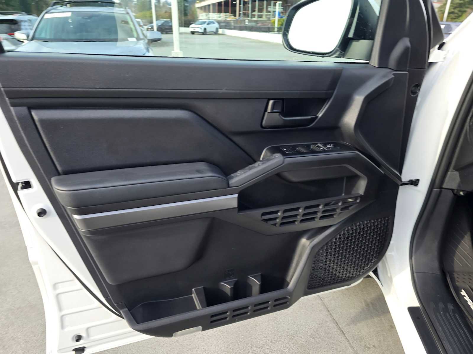 Certified 2025 Toyota Tacoma SR5 image 23