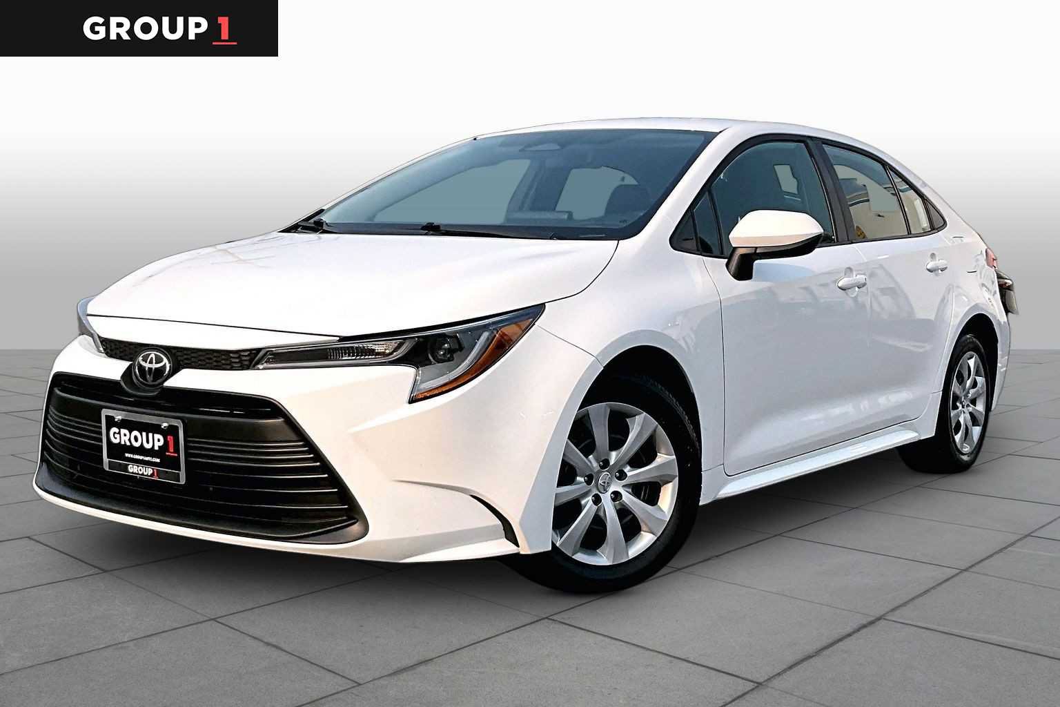 Used 2025 Toyota Corolla LE FWD video 1